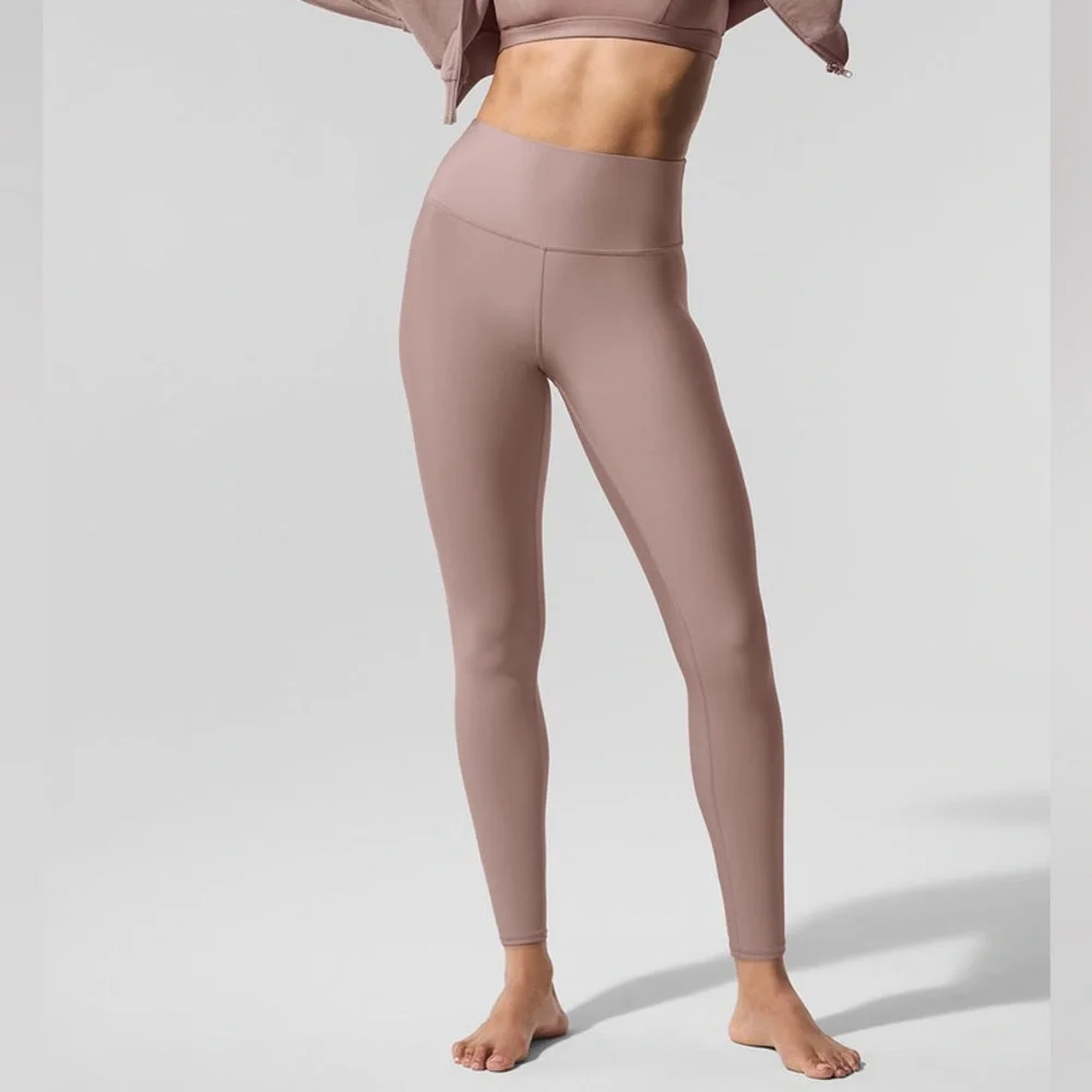 ALO Yoga new tags